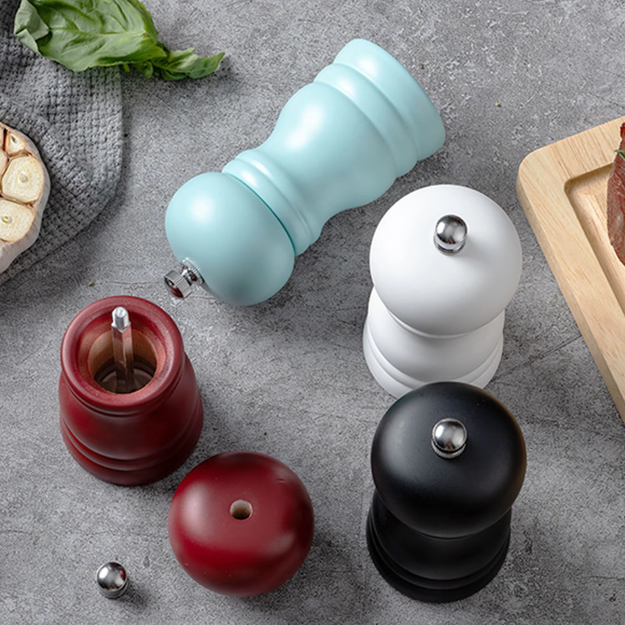 Kitchen 4inch Color PU Baking Paint Manual Classic Adjustable Grinder Ceramic Shakers Refillable Wooden Salt and Pepper Mill Set thumbnail 3