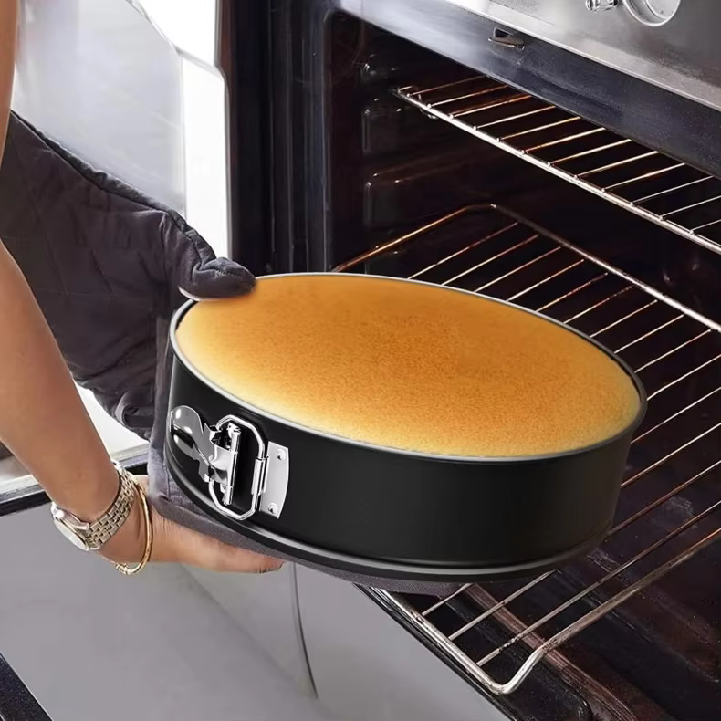 Leakproof Bakeware Black Springform Baking Cheesecake Pan Removable Bottom Quick Release Latch Mould Non-Stick 9" Round Cake Pan thumbnail 6